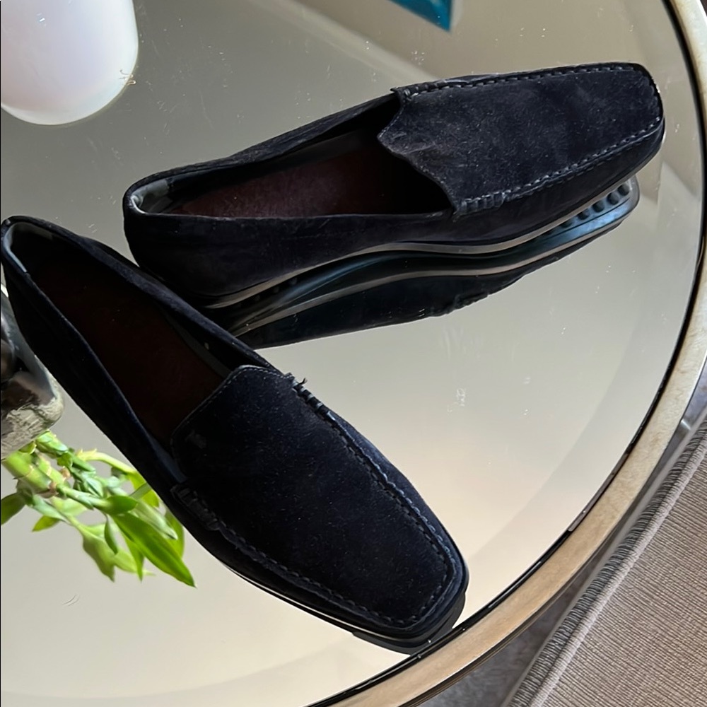 Women’s Tod’s Black Suede Loafers size 39
